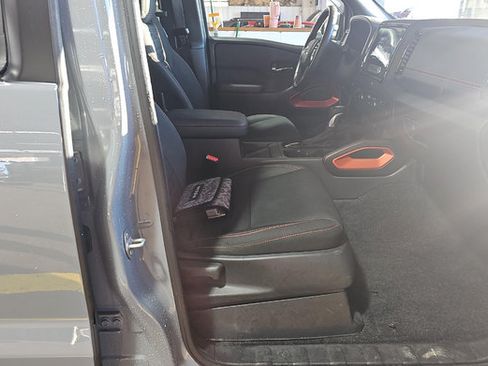 Used 2024 Nissan Frontier PRO-4X w/ Pro Convenience Package AWD/4WD image 11