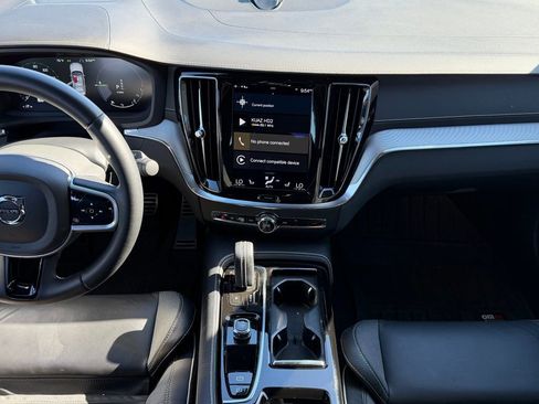 Used 2022 Volvo S60 T8 Polestar image 9