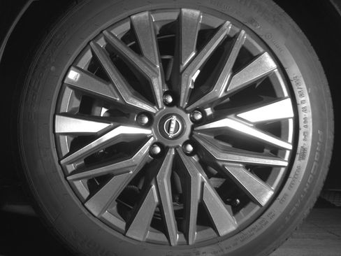 Used 2025 Nissan Altima 2.5 SV image 12