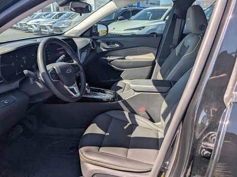 Certified 2025 Chevrolet Trax ACTIV w/ Driver Confidence Package image 13