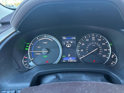 Used 2017 Lexus RX 450h AWD image 17