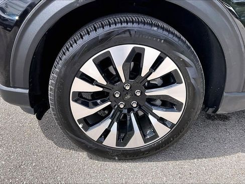 Used 2025 Ford Explorer Platinum w/ LUX Leather Package AWD/4WD image 11
