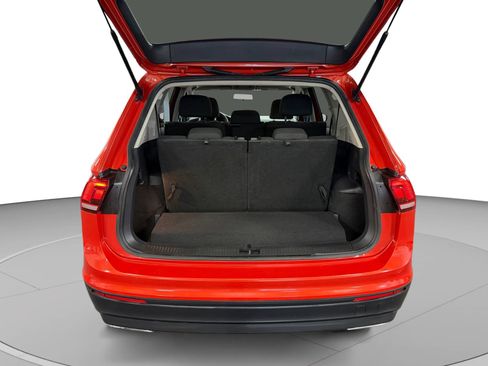 Used 2018 Volkswagen Tiguan S FWD image 25