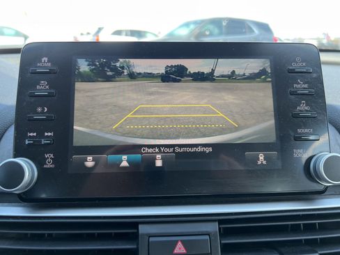 Used 2019 Honda Accord EX-L image 17