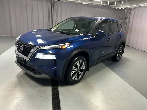 Used 2023 Nissan Rogue SV AWD/4WD image 3