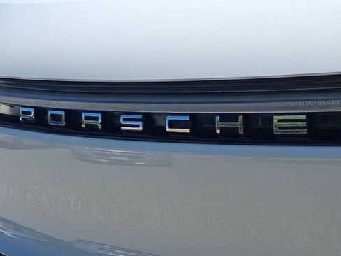 Used 2020 Porsche Macan AWD/4WD image 35