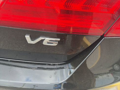 Used 2015 Honda Accord EX-L image 6