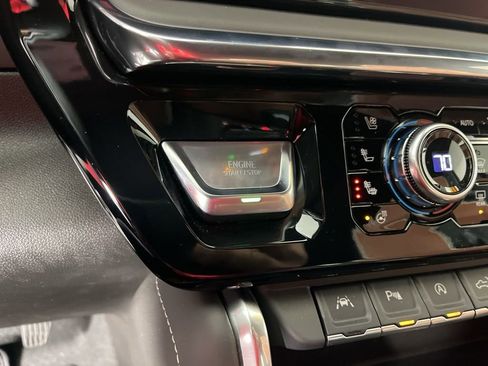 Certified 2025 GMC Sierra 1500 Denali Ultimate image 33