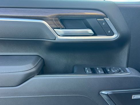 New 2026 Chevrolet Silverado 1500 RST w/ Redline Edition AWD/4WD image 11
