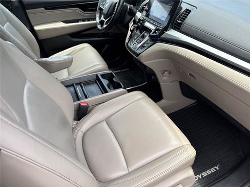 Used 2024 Honda Odyssey Touring image 36