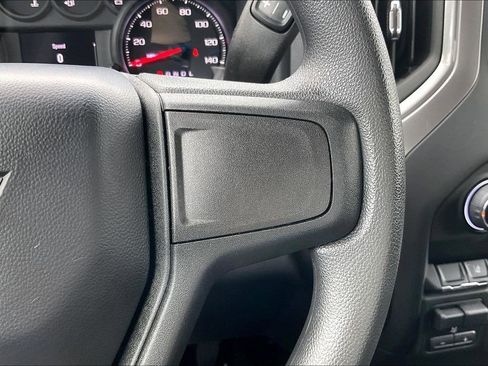 Used 2025 Chevrolet Silverado 2500 Custom w/ Custom Value Package image 19