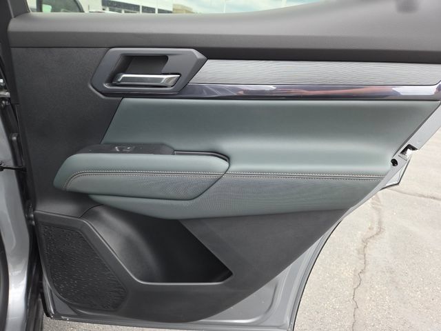 New 2026 GMC Terrain AT4 w/ Convenience Package III AWD/4WD image 30