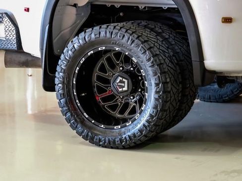 Used 2022 Chevrolet Silverado 3500 LTZ w/ LTZ Convenience Package image 53