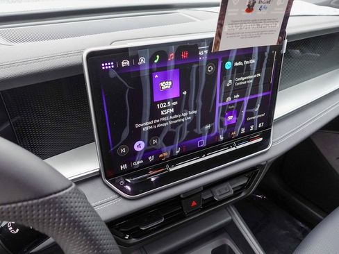 New 2026 Volkswagen Tiguan SE R-Line image 20