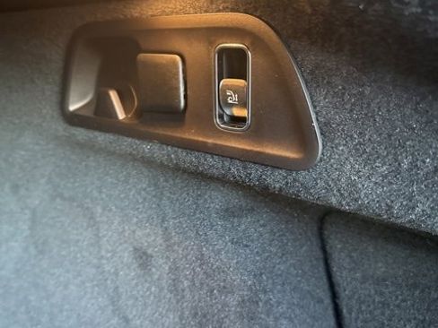 Used 2025 Mercedes-Benz GLE 53 AMG AMG GLE 53 image 29