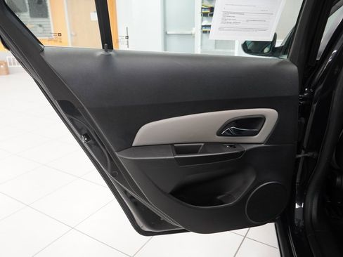 Used 2012 Chevrolet Cruze LS image 20