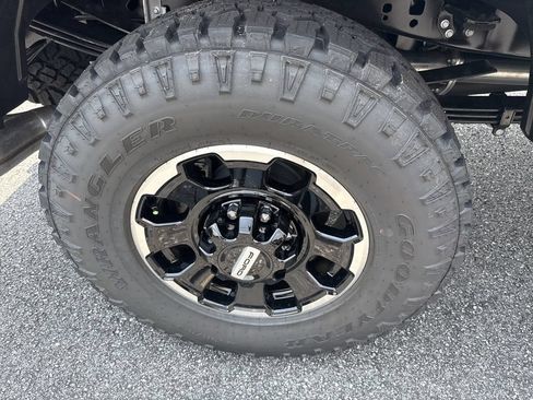 New 2026 Ford F250 King Ranch w/ Tremor Off-Road Package AWD/4WD image 17