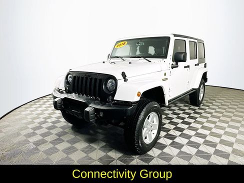 Used 2018 Jeep Wrangler Unlimited Sport image 5
