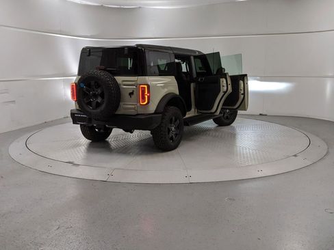 New 2025 Ford Bronco Outer Banks AWD/4WD image 9
