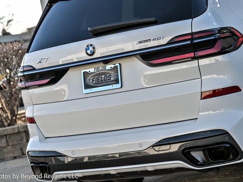 Used 2023 BMW X7 xDrive40i w/ M Sport Package image 14