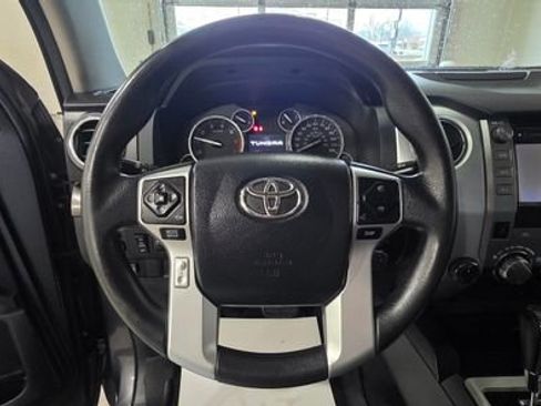 Used 2017 Toyota Tundra SR5 w/ TRD Off Road Package image 17