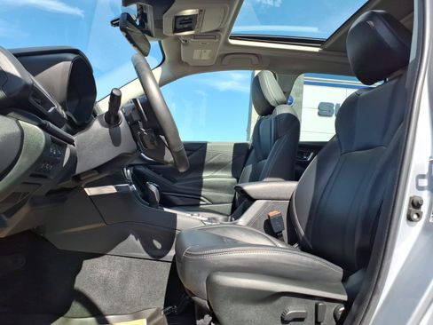 Certified 2023 Subaru Forester Touring w/ Popular Package #3 AWD/4WD image 7