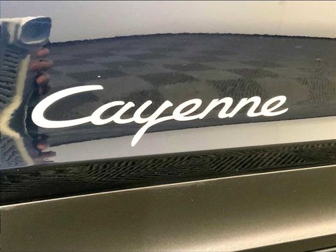 Certified 2023 Porsche Cayenne image 19