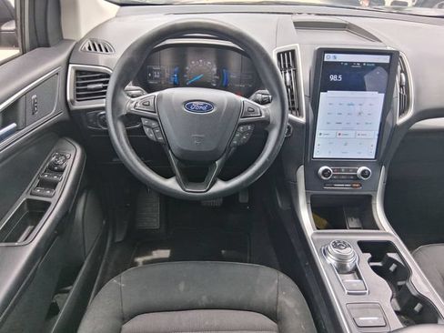 Used 2022 Ford Edge SE w/ Black Appearance Package AWD/4WD image 8