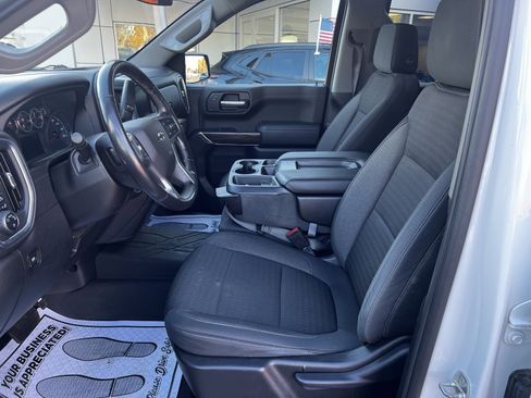 Used 2020 Chevrolet Silverado 1500 LT Trail Boss image 13