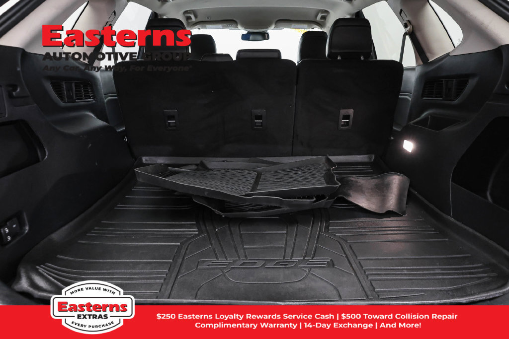 Used 2023 Ford Edge SEL w/ Convenience Package AWD/4WD image 10