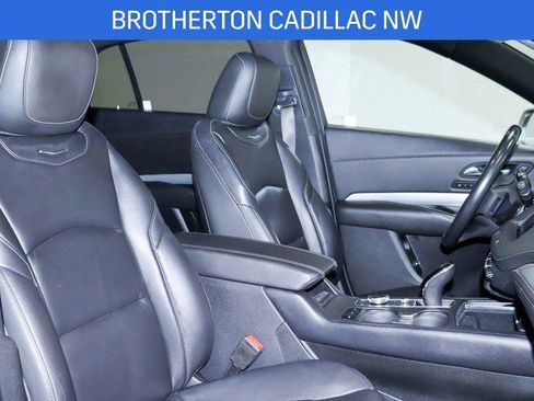 Used 2020 Cadillac XT4 Premium Luxury image 21