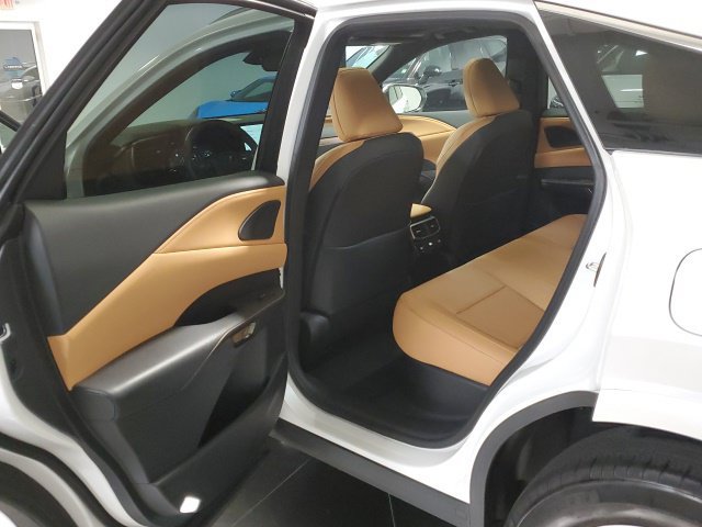 Used 2026 Lexus RX 350 Premium w/ Accessory Package (Z1) AWD/4WD image 22