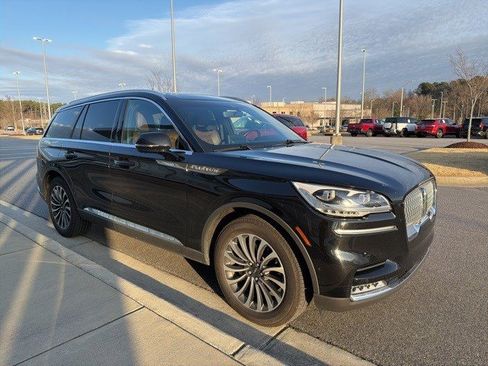 Used 2023 Lincoln Aviator Reserve w/ Equipment Group 201A image 7