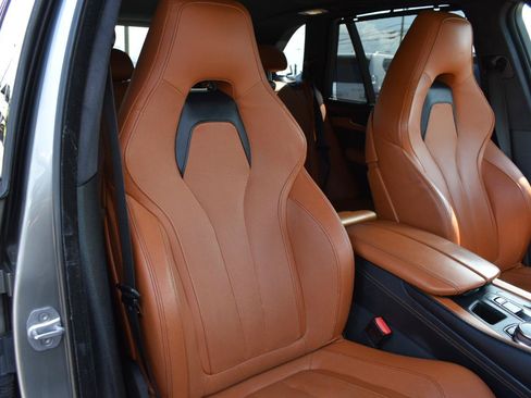 Used 2017 BMW X5 M AWD/4WD image 31