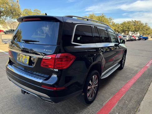 Used 2015 Mercedes-Benz GL 450 4MATIC image 5
