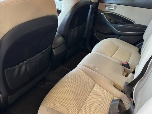 Used 2018 Hyundai Santa Fe Sport FWD image 12