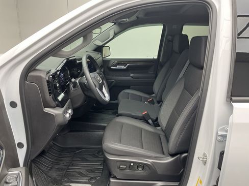 Certified 2024 GMC Sierra 1500 Elevation image 3