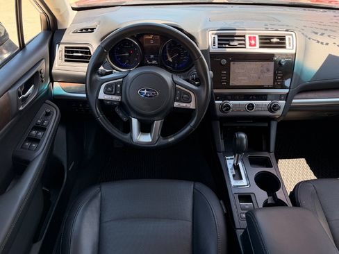 Used 2017 Subaru Outback 2.5i Limited AWD/4WD image 4