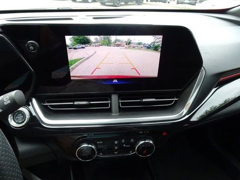 Certified 2024 Chevrolet Trax RS w/ Driver Confidence Package image 20