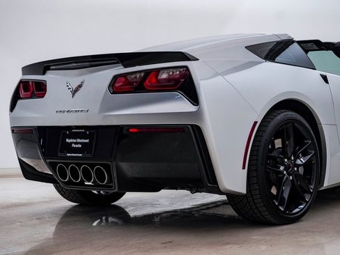 Used 2018 Chevrolet Corvette Stingray Coupe w/ Battery Protection Package image 14