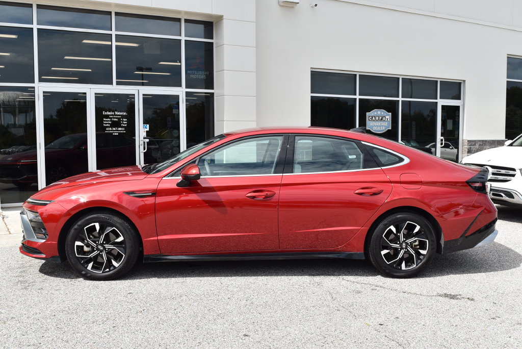 Used 2025 Hyundai Sonata SEL FWD image 4