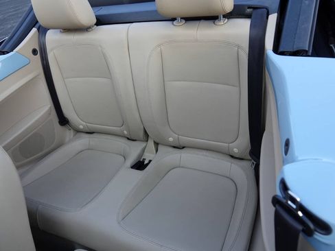Used 2014 Volkswagen Beetle TDI FWD image 55