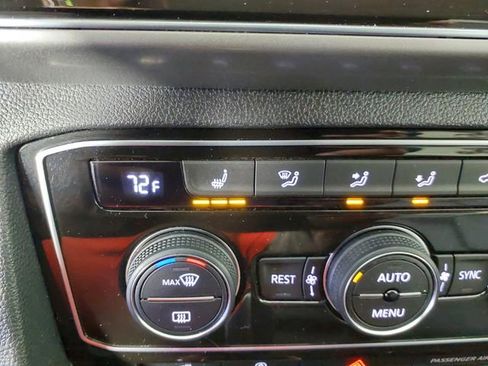 Used 2019 Volkswagen Atlas SEL AWD/4WD image 25