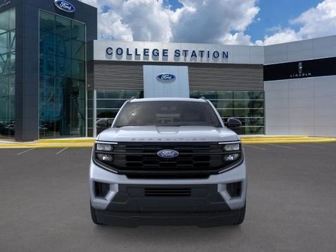 New 2025 Ford Expedition Active image 6