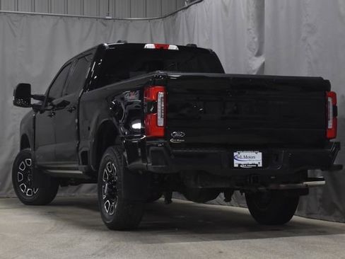 Used 2025 Ford F250 Platinum image 2