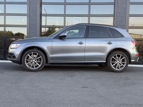 Used 2016 Audi SQ5 Premium Plus w/ Technology Package AWD/4WD image 2
