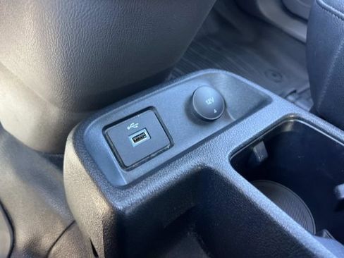 Used 2023 Ford Transit Connect XL FWD image 34