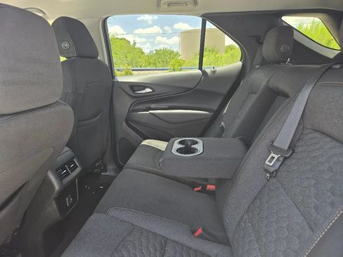 Used 2020 Chevrolet Equinox LT FWD image 17