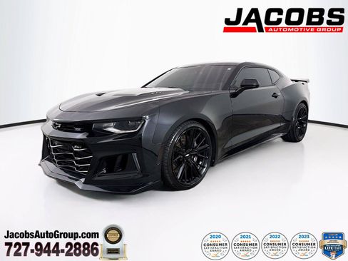 Used 2017 Chevrolet Camaro ZL1 RWD image 1