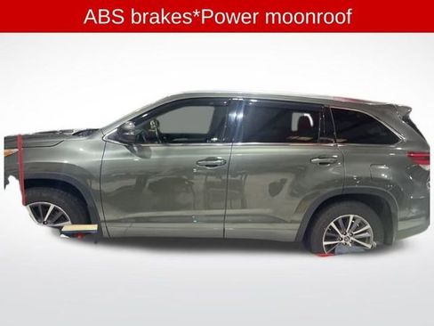 Used 2018 Toyota Highlander XLE image 8